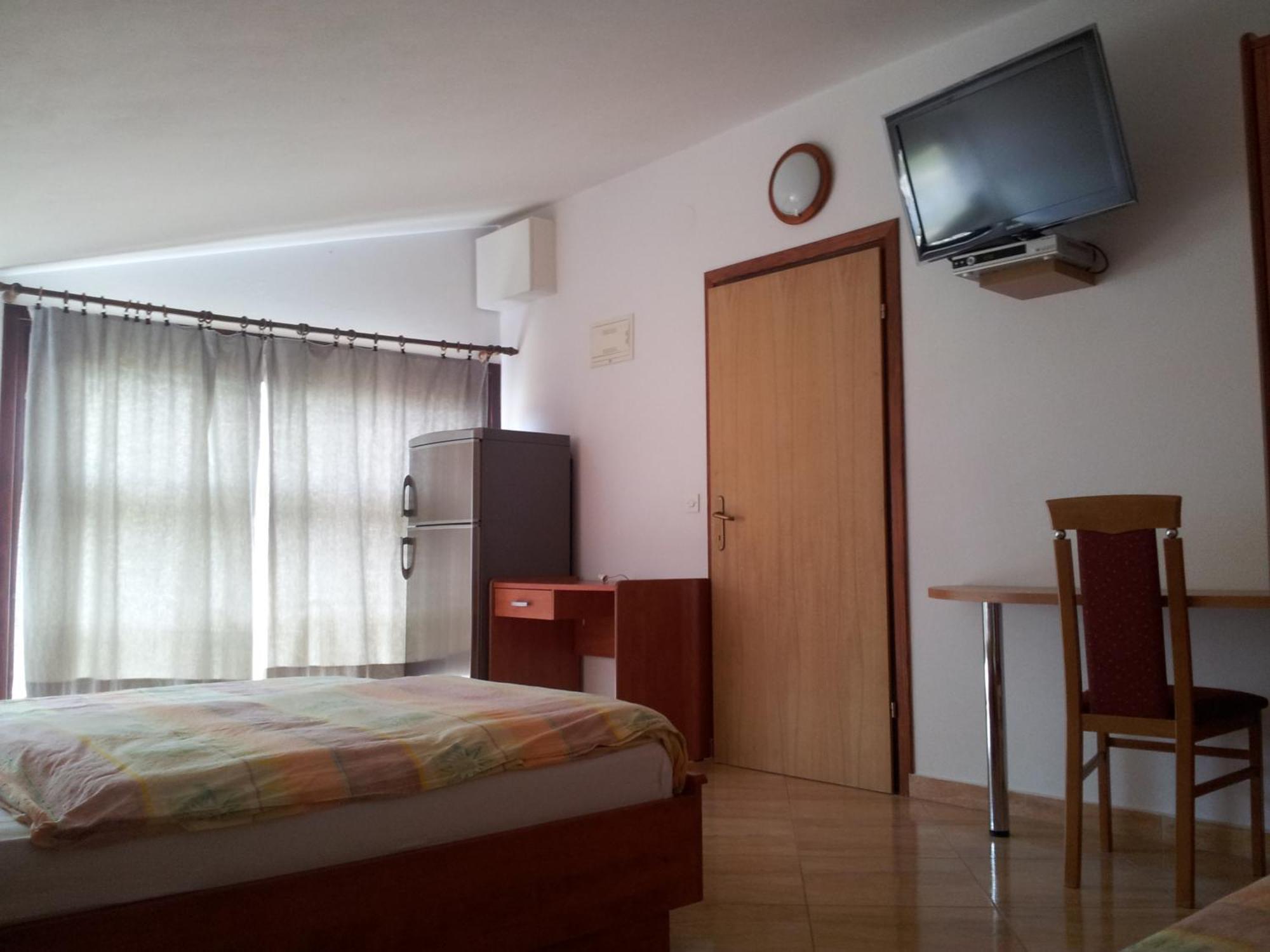Rooms Nadia Stara Baška الغرفة الصورة